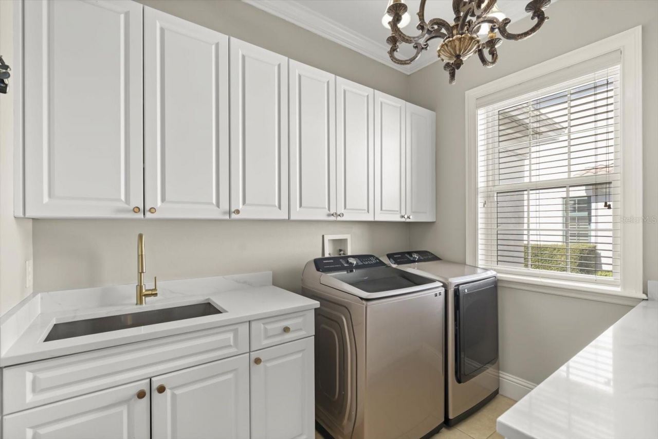 4381 New Broad Street, Orlando, FL 32814 Photo