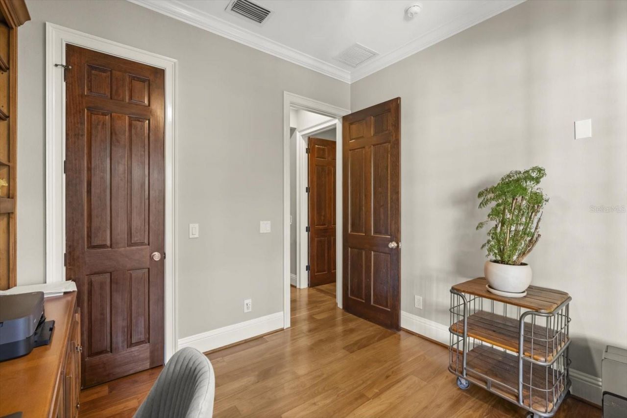 4381 New Broad Street, Orlando, FL 32814 Photo