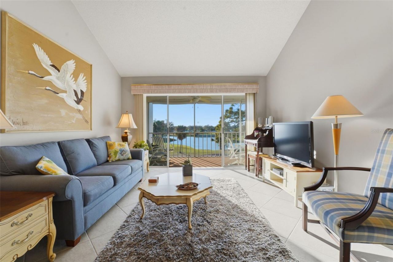 437 Cerromar Lane, Unit 520, Venice, FL 34293 Photo
