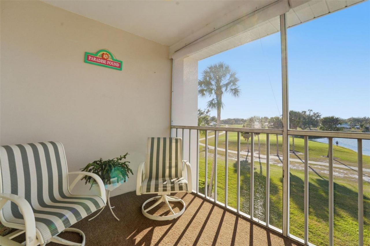 437 Cerromar Lane, Unit 520, Venice, FL 34293 Photo