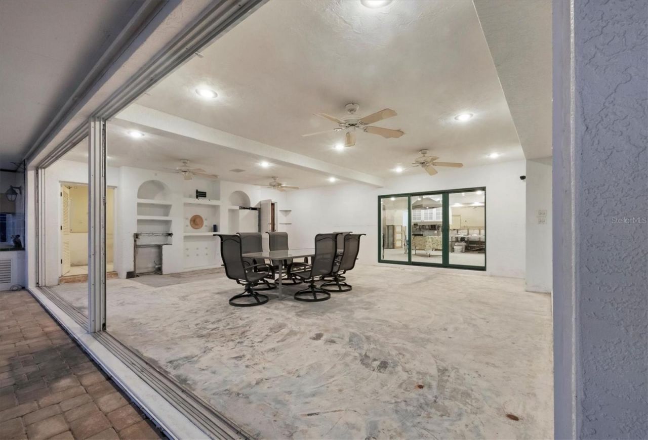 7318 Westmoreland Drive, Sarasota, FL 34243 Photo