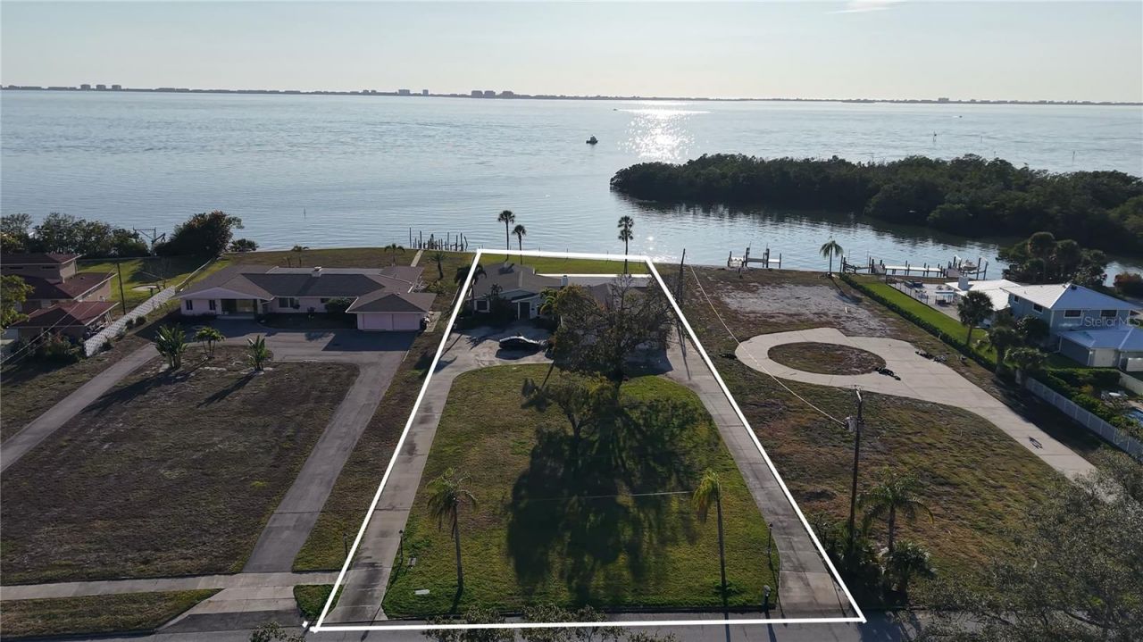 7318 Westmoreland Drive, Sarasota, FL 34243 Photo