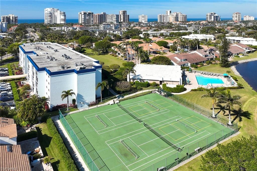 4062 Crayton Rd, Unit F5, Naples, FL 34103 Photo