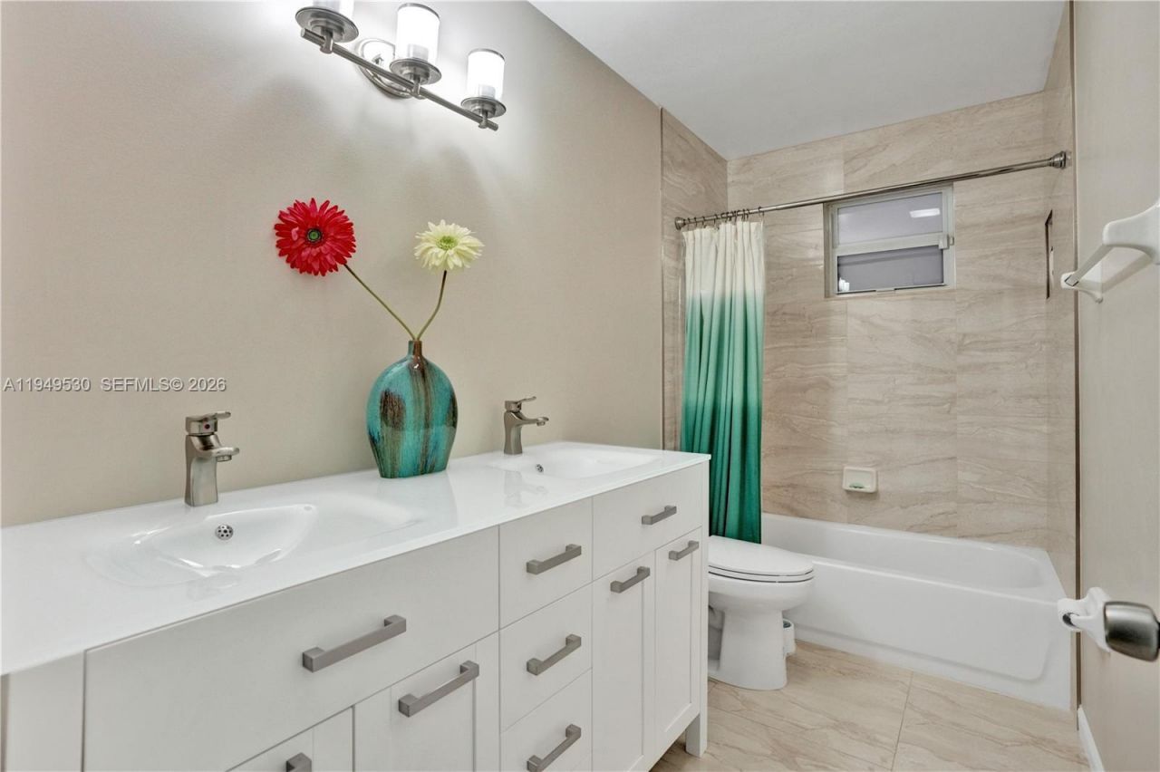 11201 NW 4th Court, Plantation, FL 33325 Photo