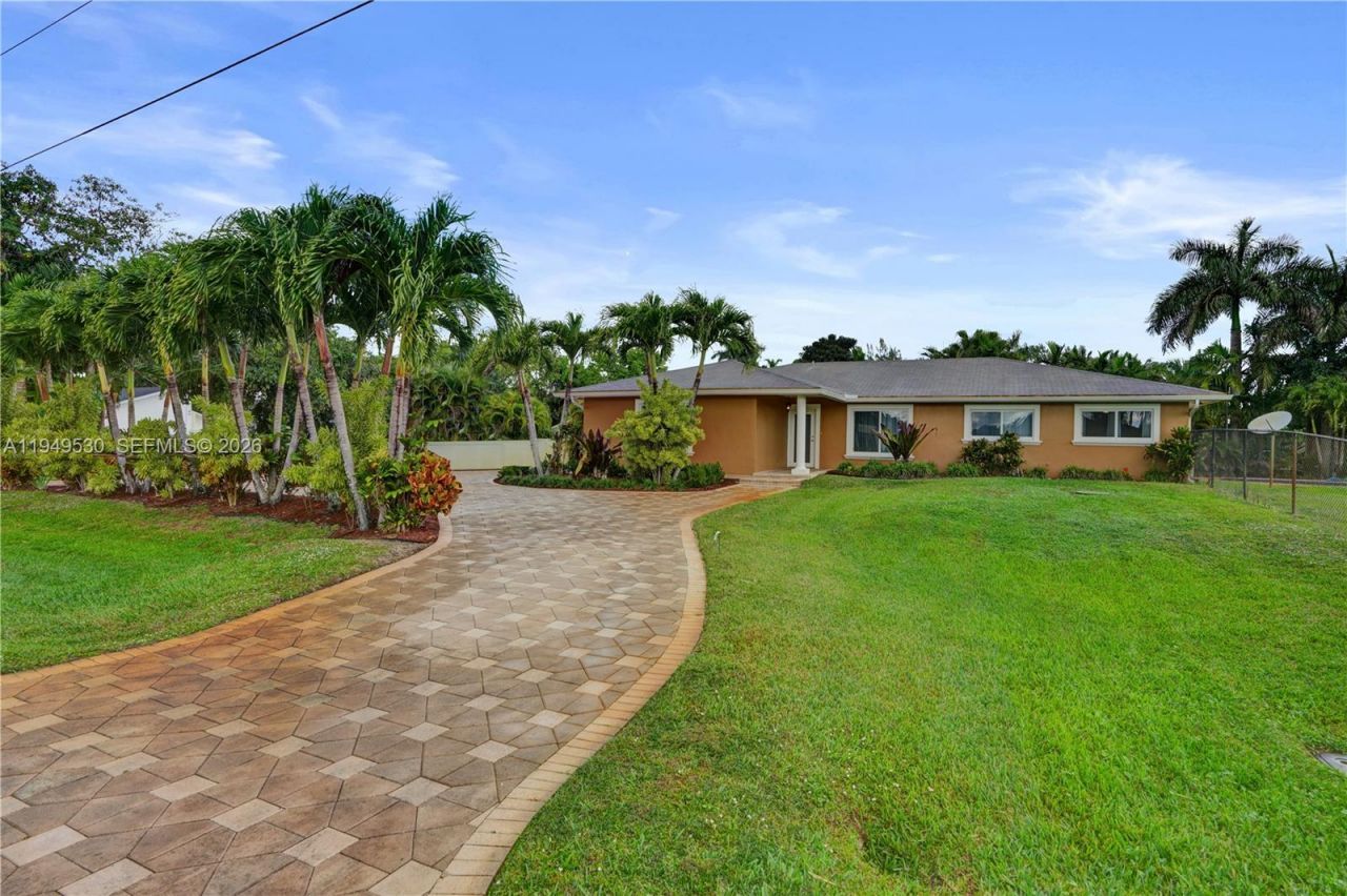 11201 NW 4th Court, Plantation, FL 33325 Photo