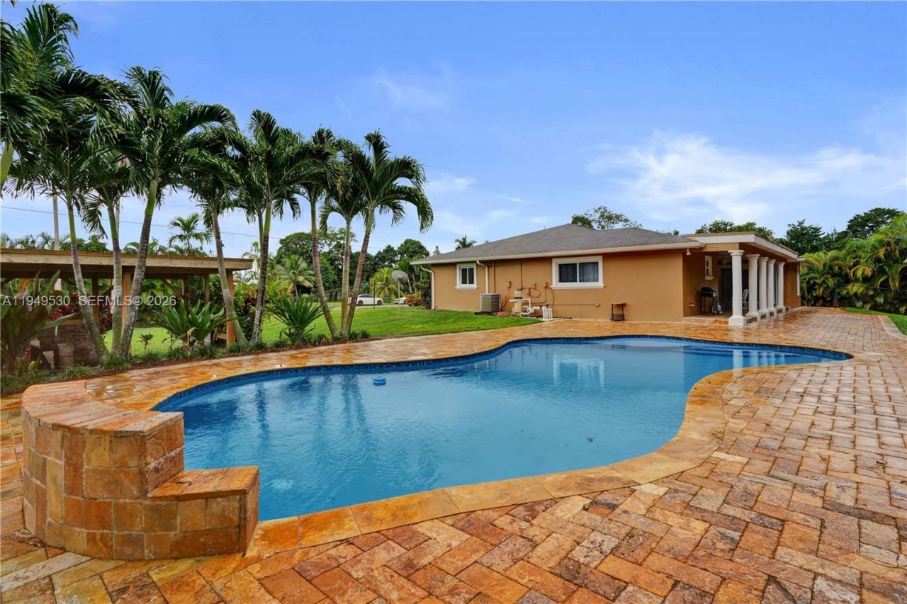 11201 NW 4th Court, Plantation, FL 33325 Photo