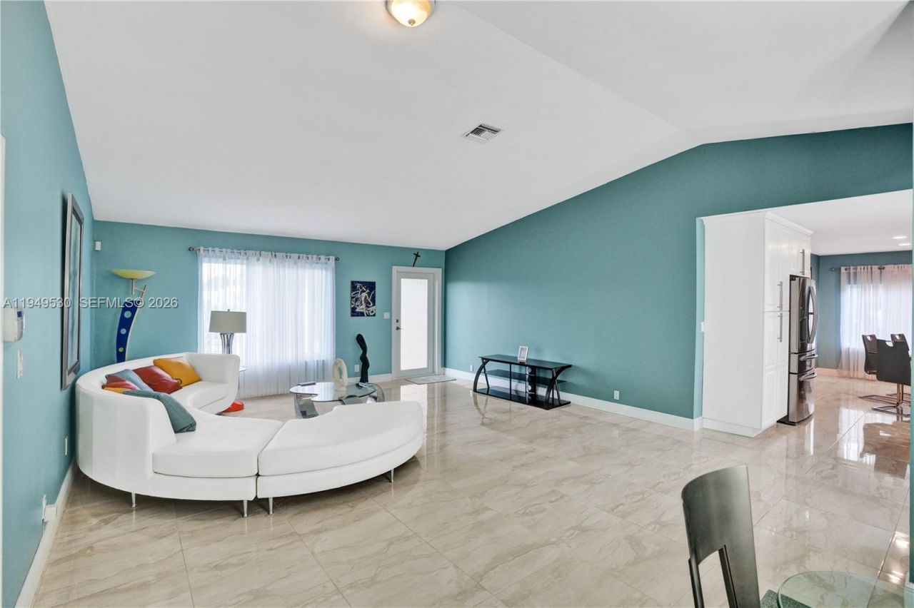 11201 NW 4th Court, Plantation, FL 33325 Photo