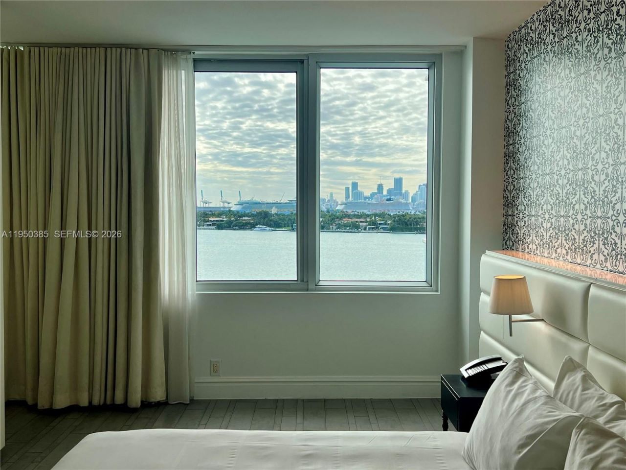 1100 West Ave , Unit 910, Miami Beach, FL 33139 Photo