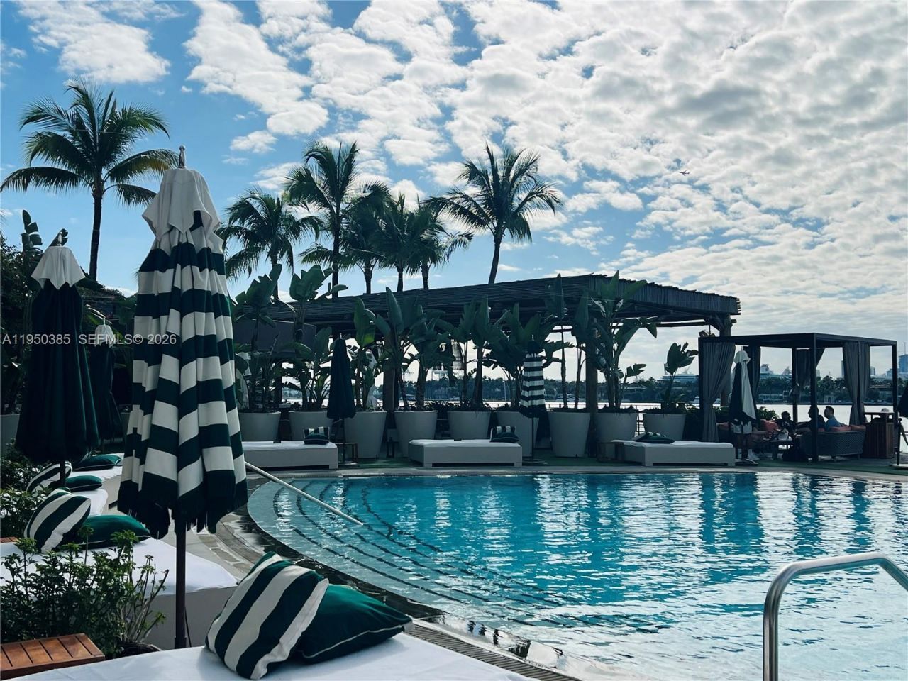 1100 West Ave , Unit 910, Miami Beach, FL 33139 Photo