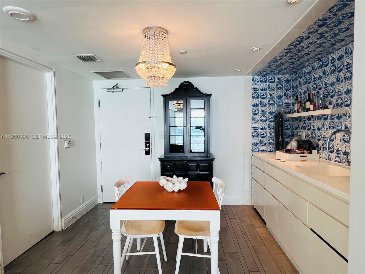 1100 West Ave , Unit 910, Miami Beach, FL 33139 Photo