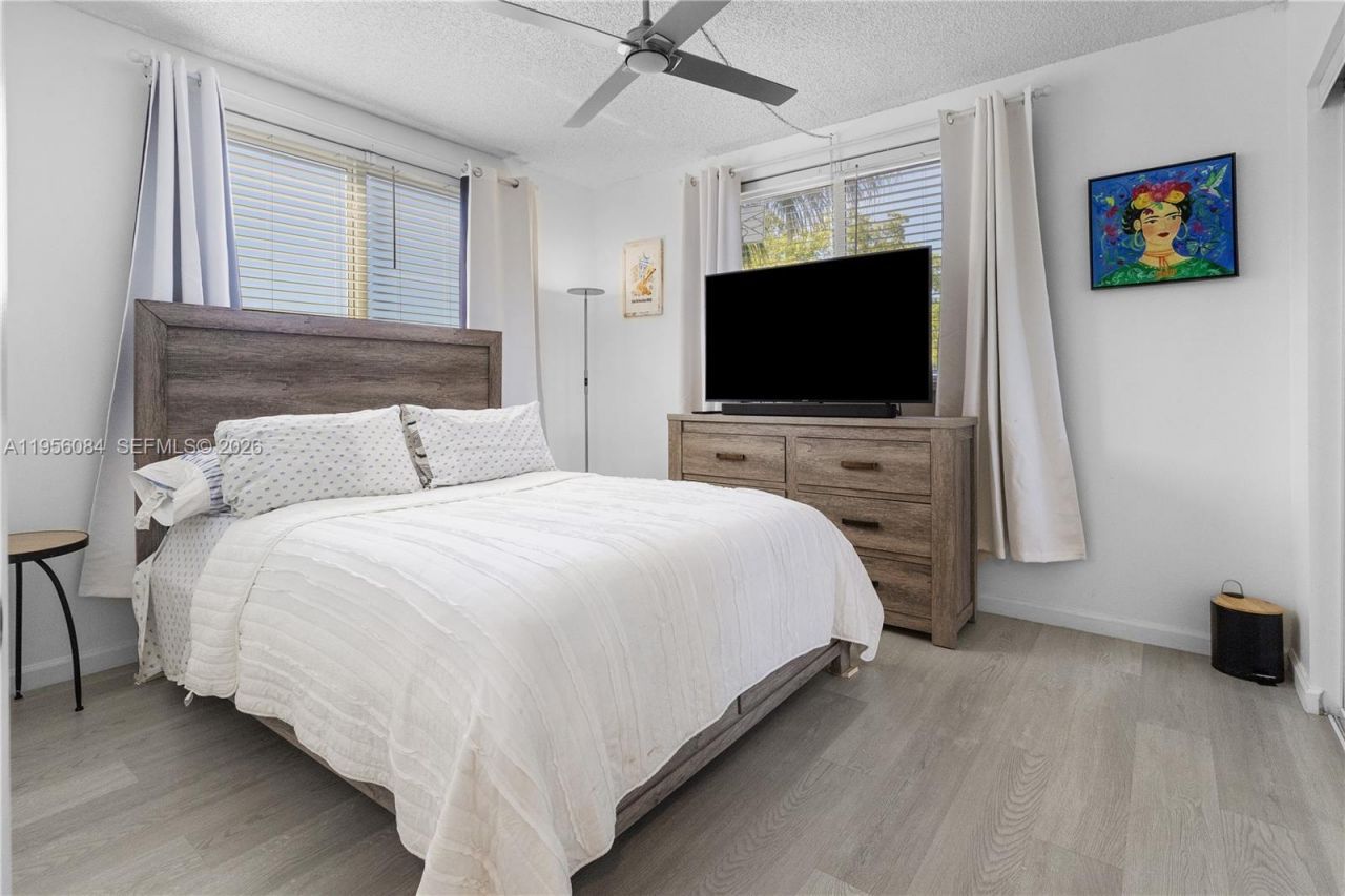 5935 Del Lago Cir, Unit 209, Sunrise, FL 33313 Photo