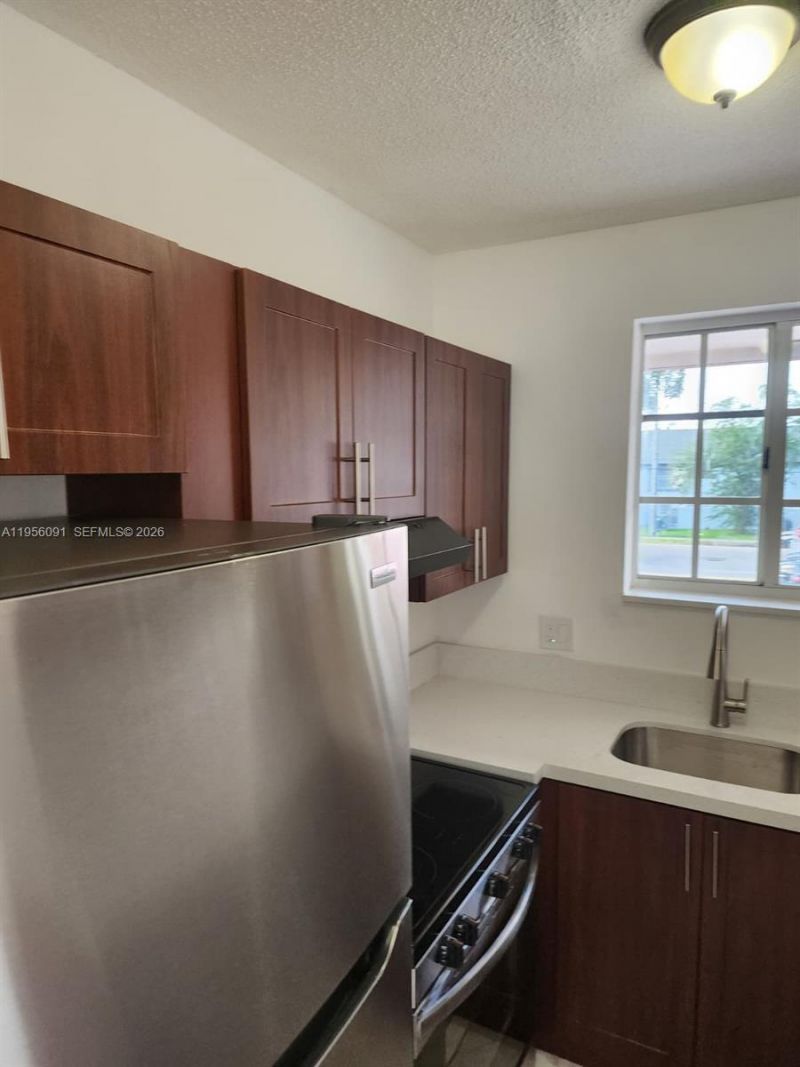 10805 SW 86th St, Unit 12, Miami, FL 33173 Photo