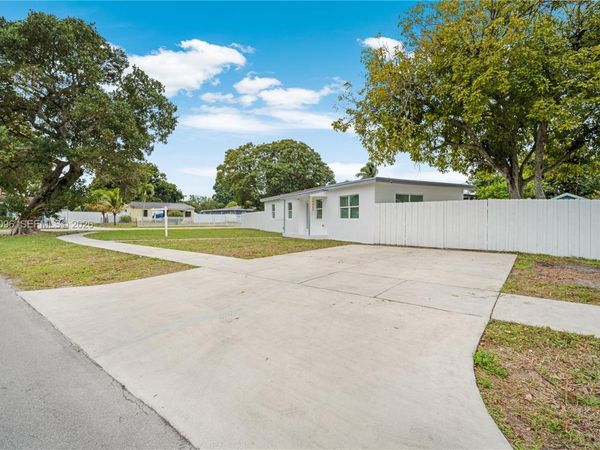 19450 NW 6th Ave, Miami Gardens, FL 33169