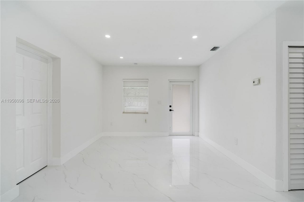 19450 NW 6th Ave, Miami Gardens, FL 33169 Photo