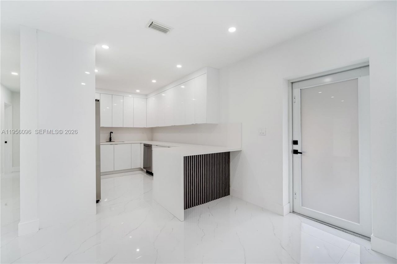 19450 NW 6th Ave, Miami Gardens, FL 33169 Photo