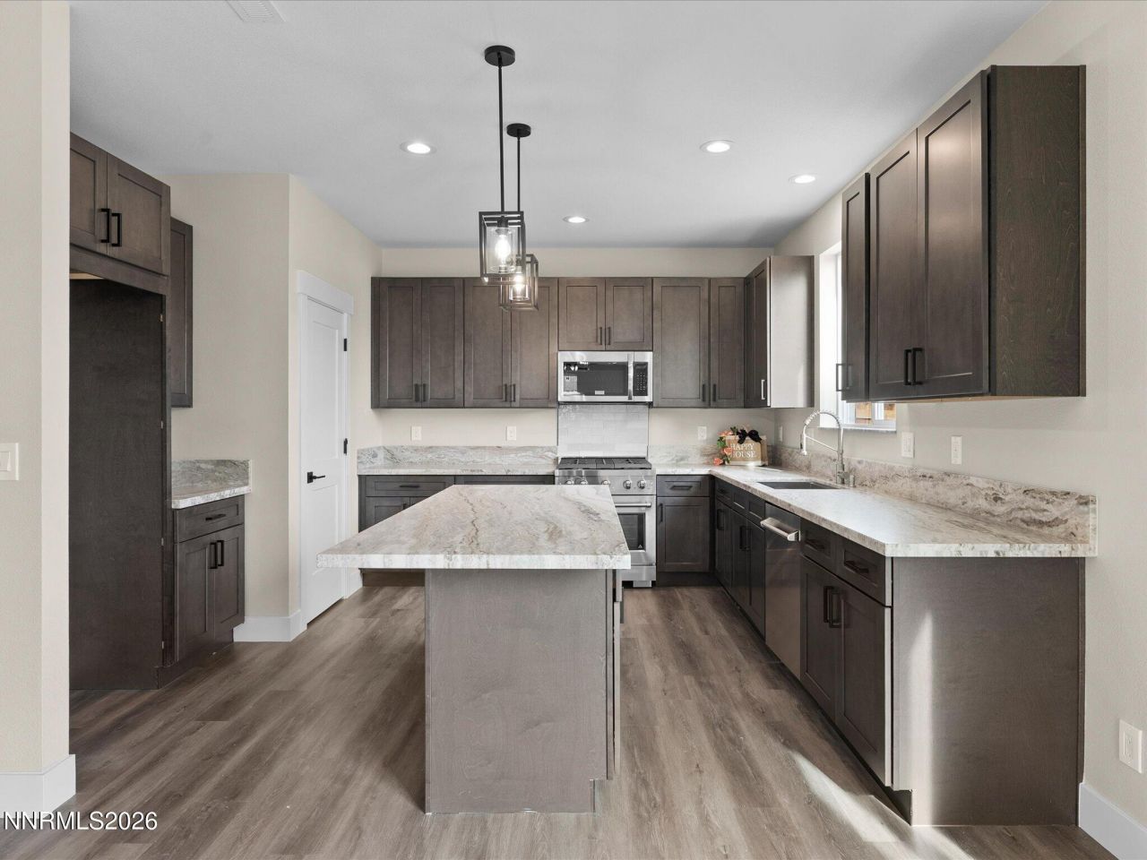 3592 Oakridge Drive, Sparks, NV 89436 Photo