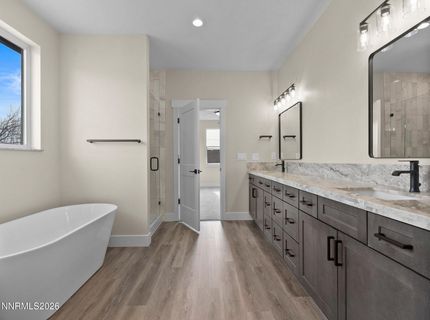 3592 Oakridge Drive, Sparks, NV 89436 Photo