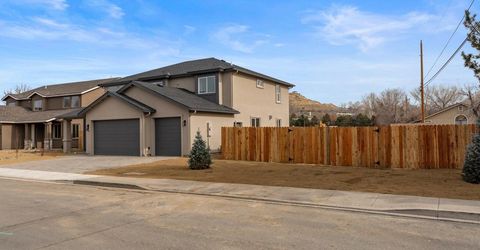 3592 Oakridge Drive, Sparks, NV 89436 Photo