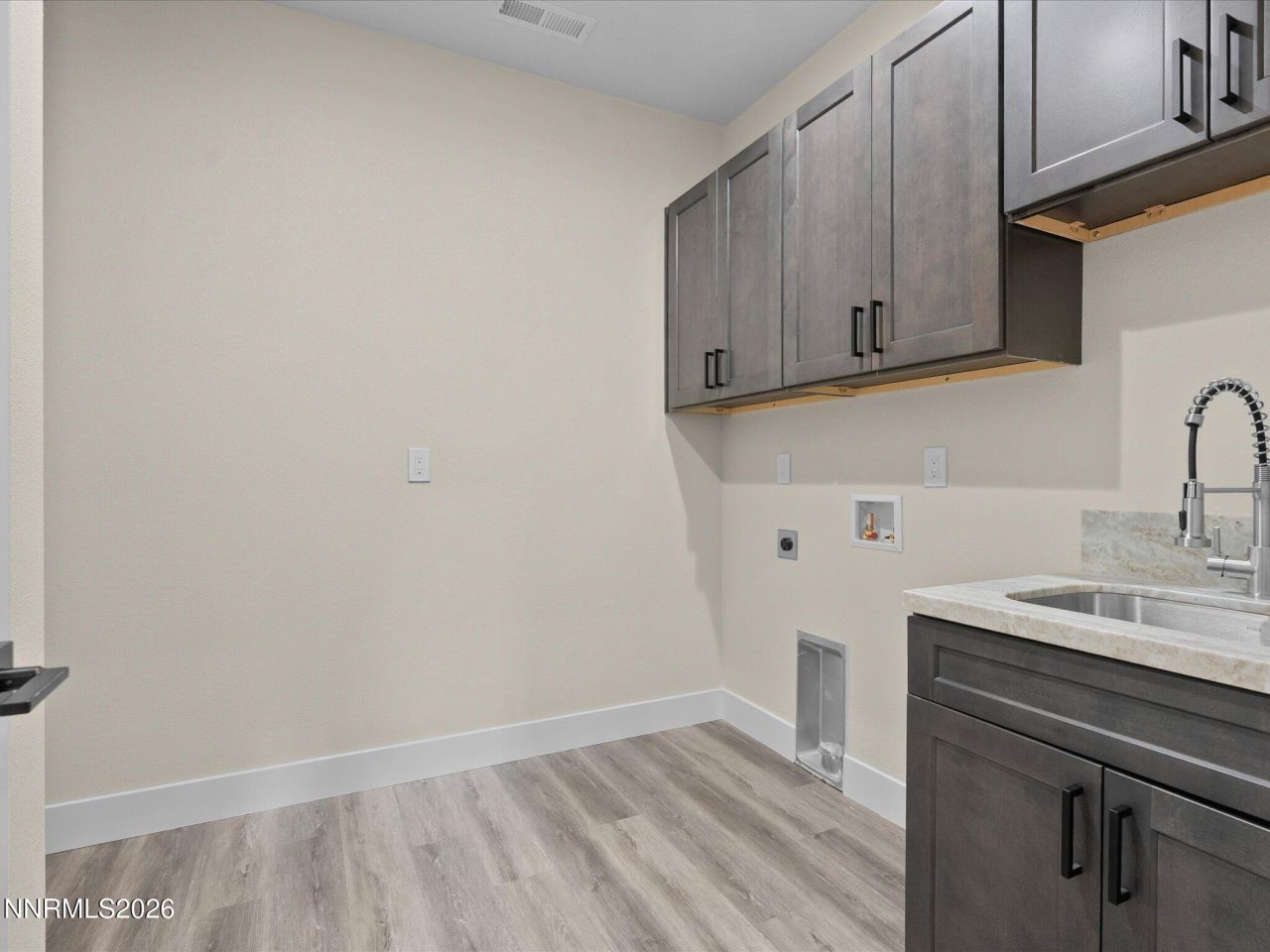 3592 Oakridge Drive, Sparks, NV 89436 Photo