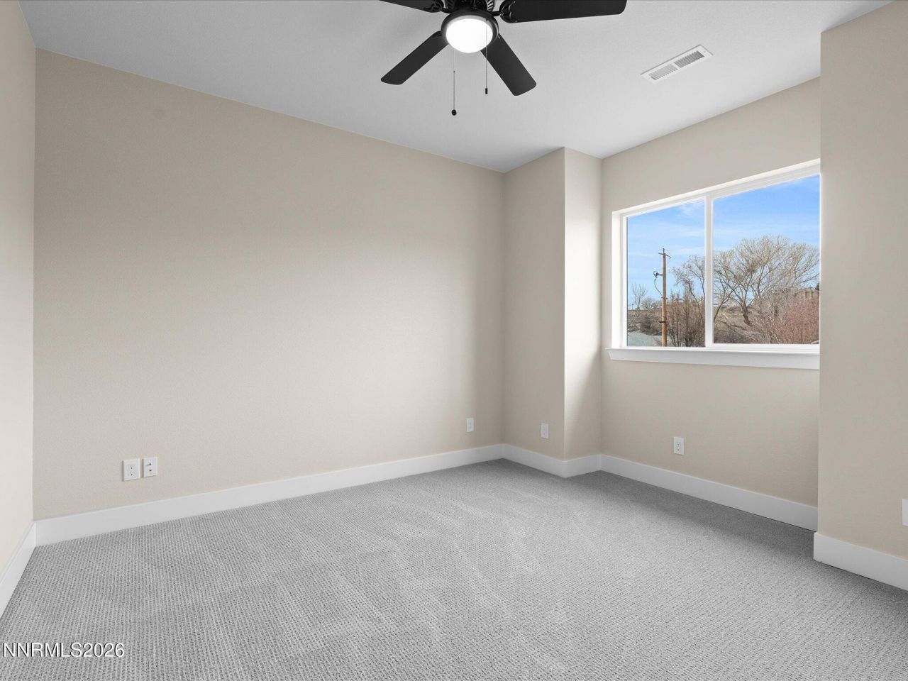 3592 Oakridge Drive, Sparks, NV 89436 Photo