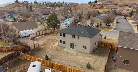 3592 Oakridge Drive, Sparks, NV 89436 Photo