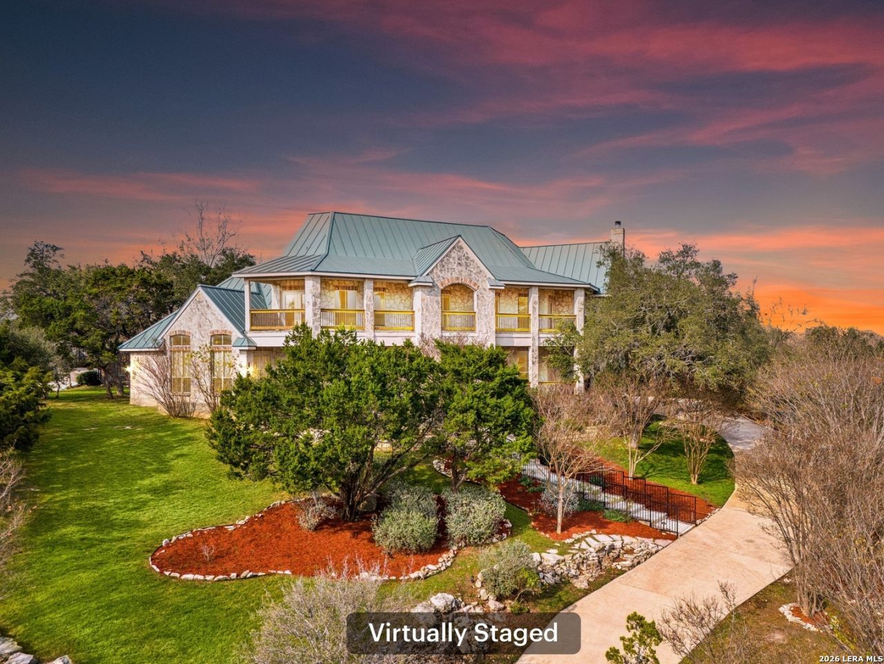 67 Champions Run, San Antonio, TX 78258 Main Photo