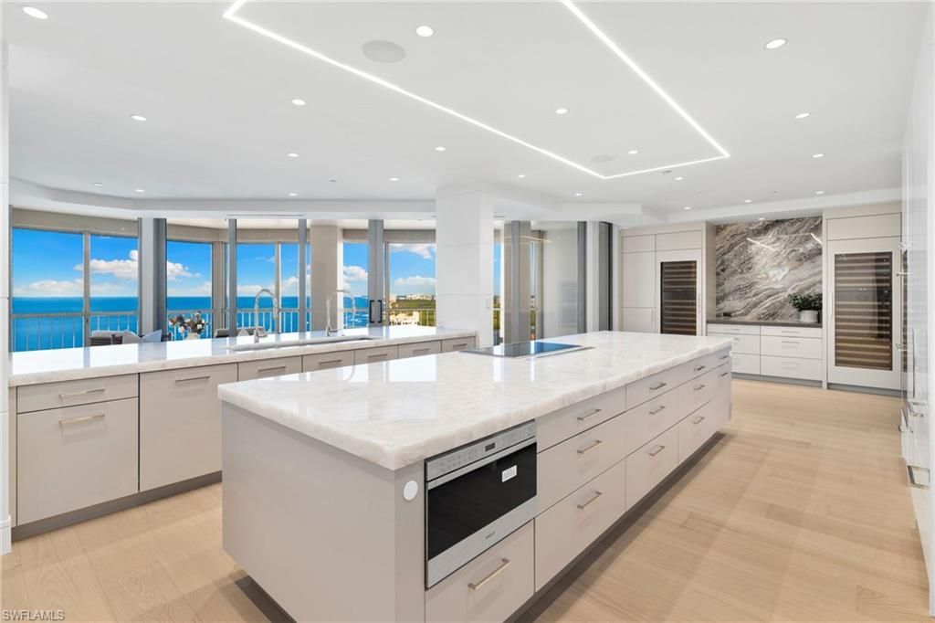 4951 Gulf Shore Blvd N, Unit PH-502, Naples, FL 34103 Photo