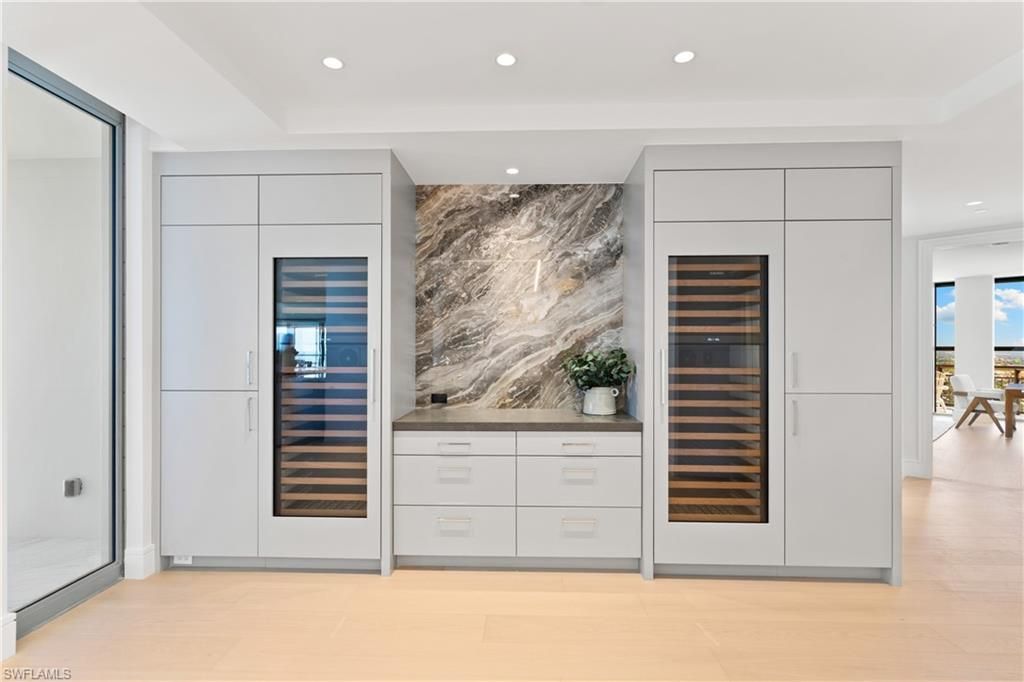 4951 Gulf Shore Blvd N, Unit PH-502, Naples, FL 34103 Photo