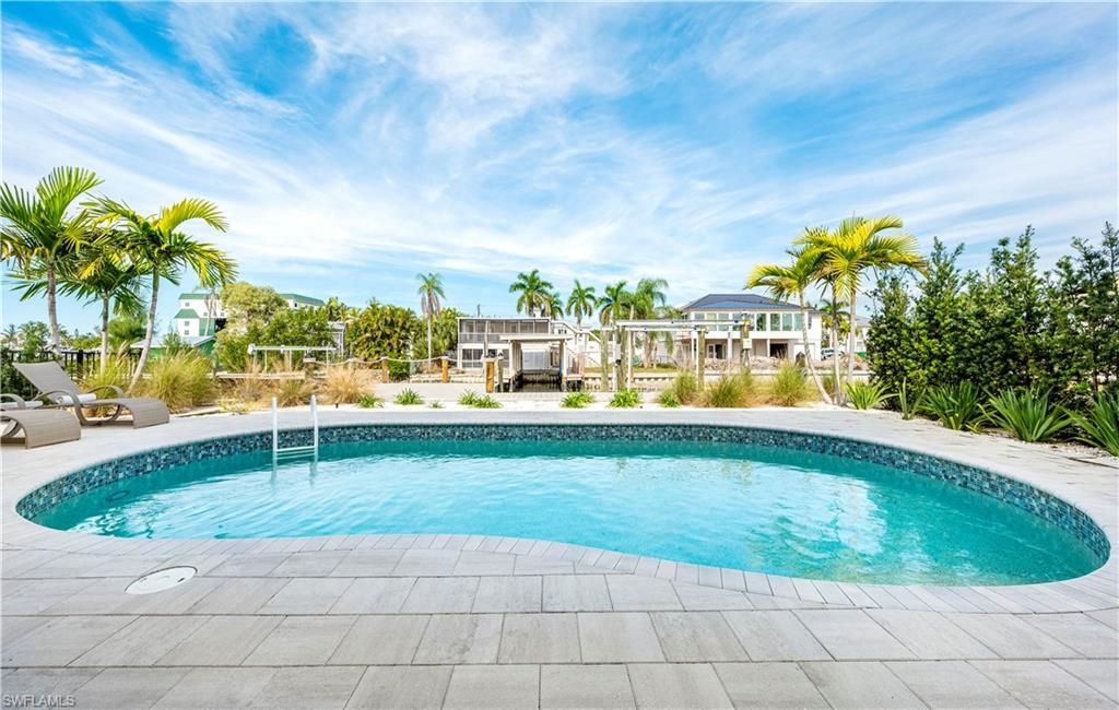 245 2nd St, Bonita Springs, FL 34134 Photo