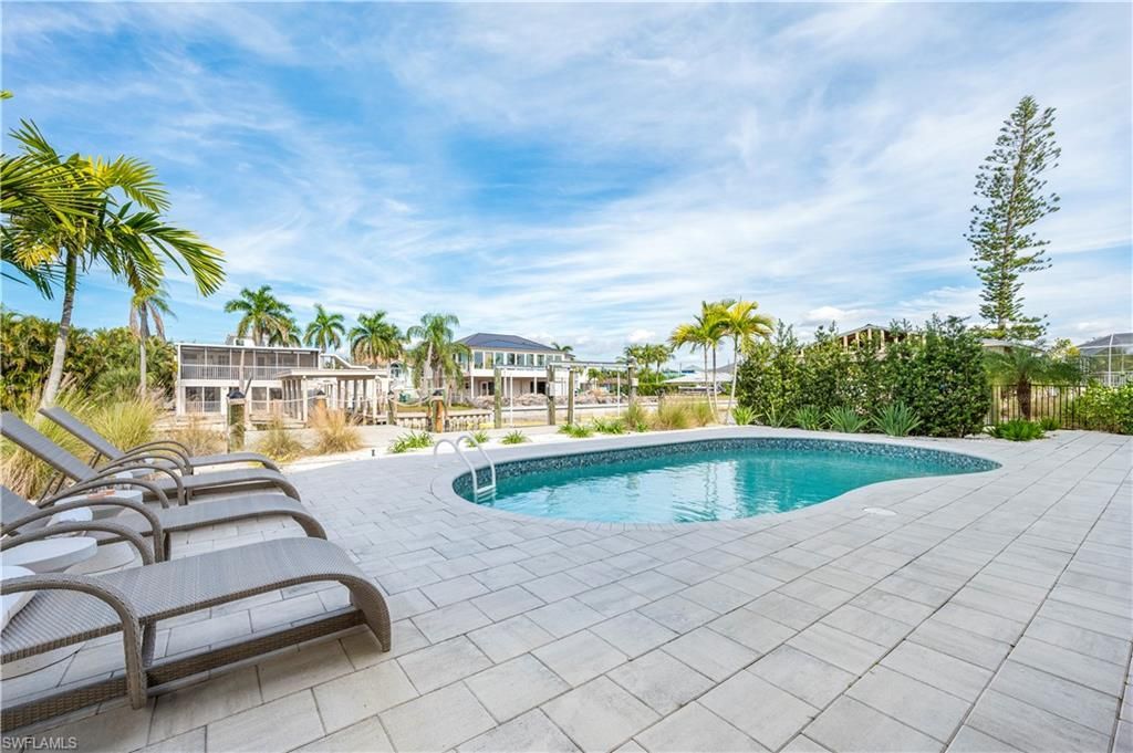 245 2nd St, Bonita Springs, FL 34134 Photo