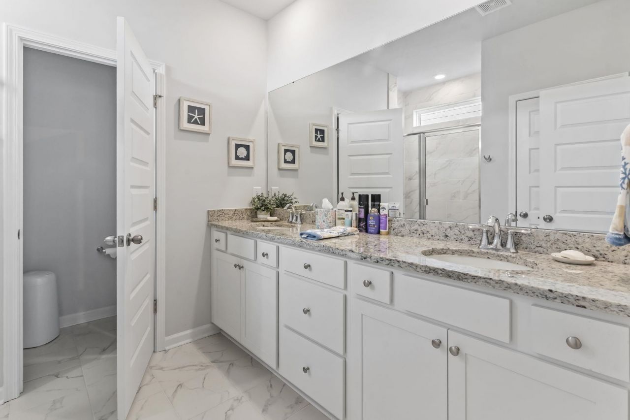 5864 Whitebark Dr. Photo 13