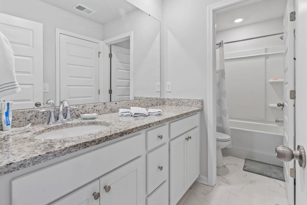 5864 Whitebark Dr. Photo 14