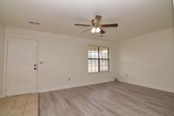 115 Ashwood Court photo 4