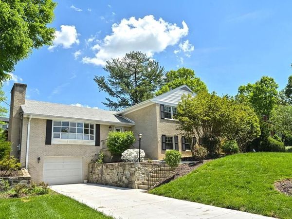 6210 LOCH RAVEN DRIVE, MCLEAN, VA 22101