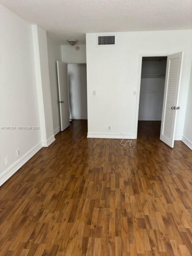 1455 N Treasure Dr, Unit 2C, North Bay Village, FL 33141 Photo