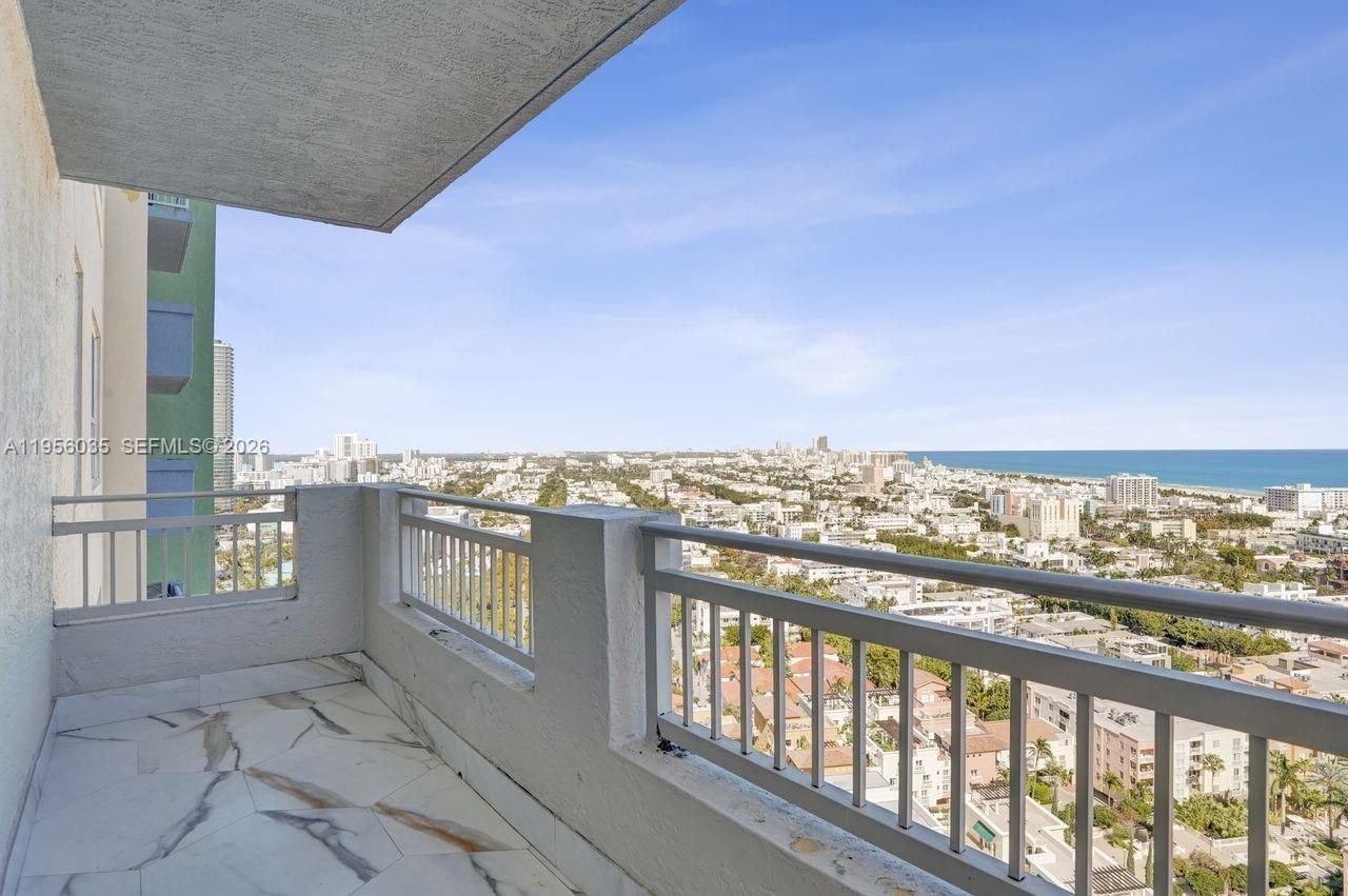 90 Alton Rd , Unit 2701, Miami Beach, FL 33139 Photo