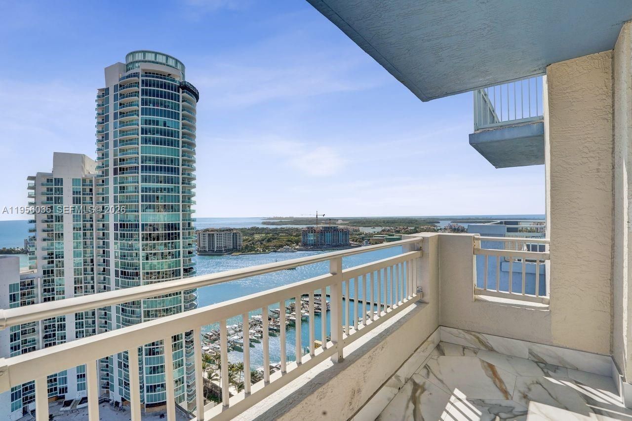 90 Alton Rd , Unit 2701, Miami Beach, FL 33139 Photo