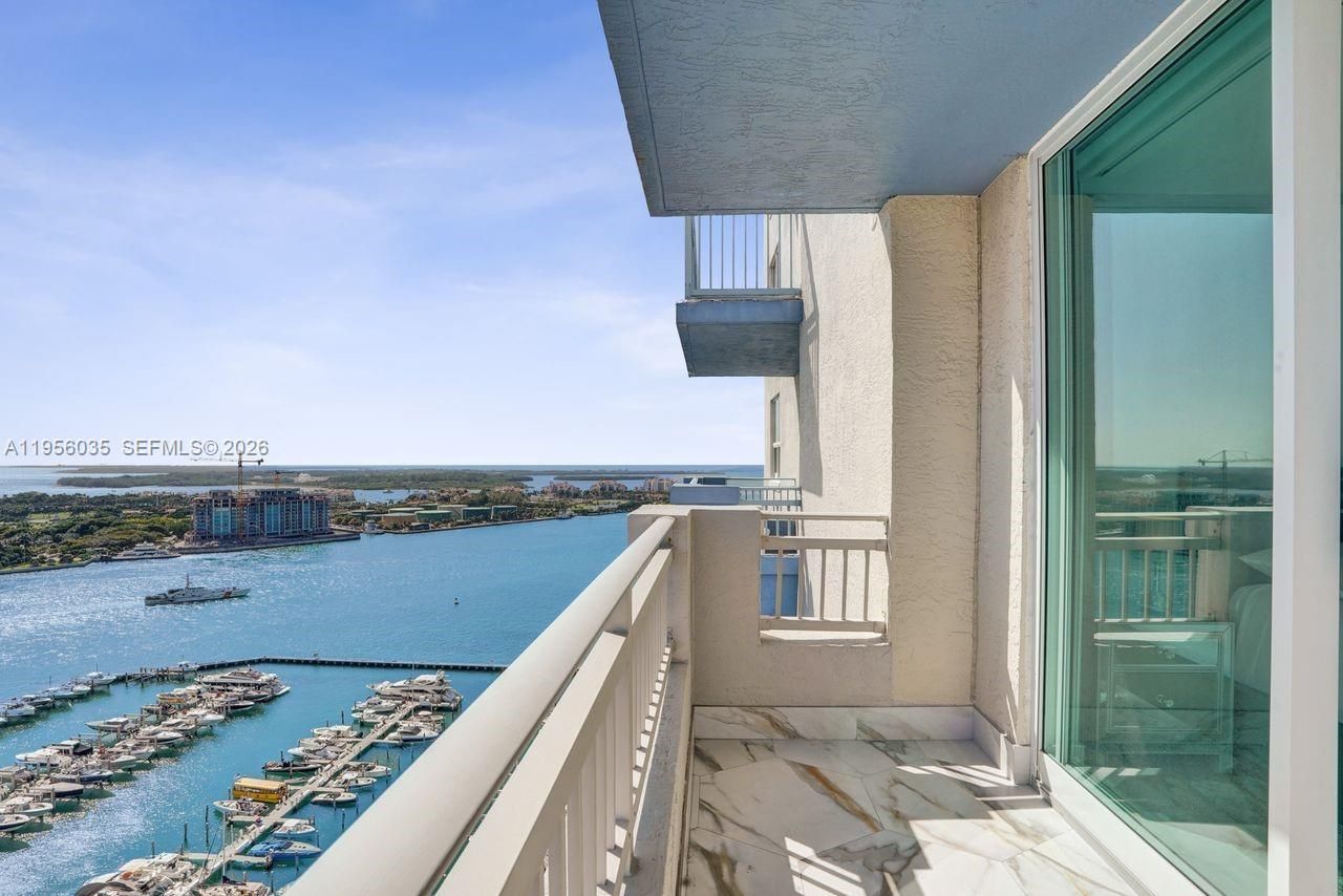 90 Alton Rd , Unit 2701, Miami Beach, FL 33139 Photo