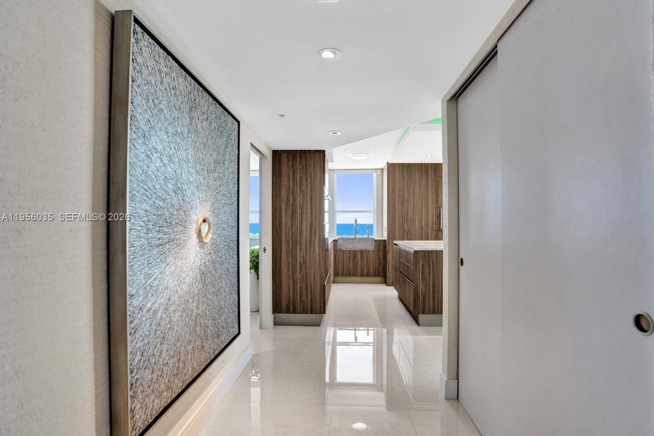 90 Alton Rd , Unit 2701, Miami Beach, FL 33139 Photo