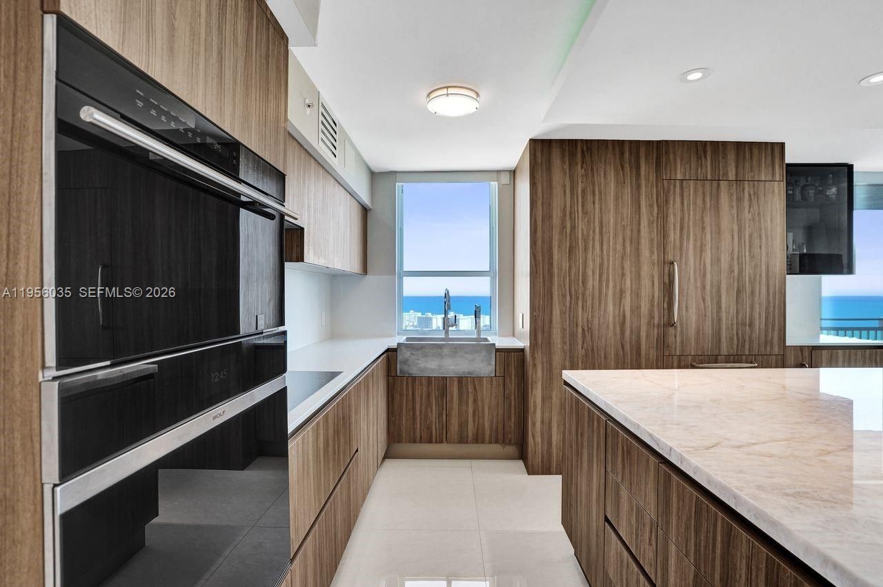 90 Alton Rd , Unit 2701, Miami Beach, FL 33139 Photo