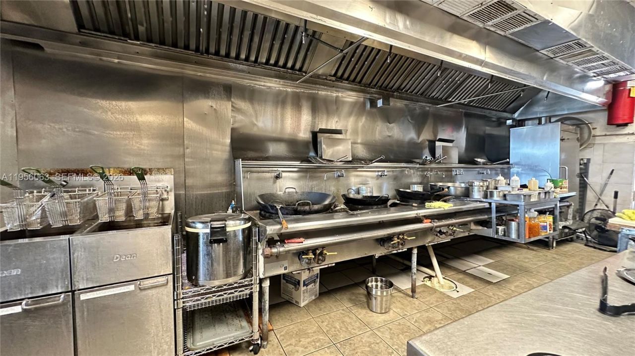 Jog Road , Lake Worth, FL 33467 Photo