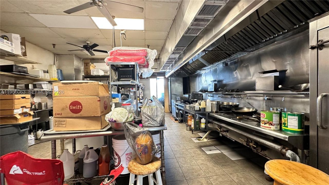 Jog Road , Lake Worth, FL 33467 Photo