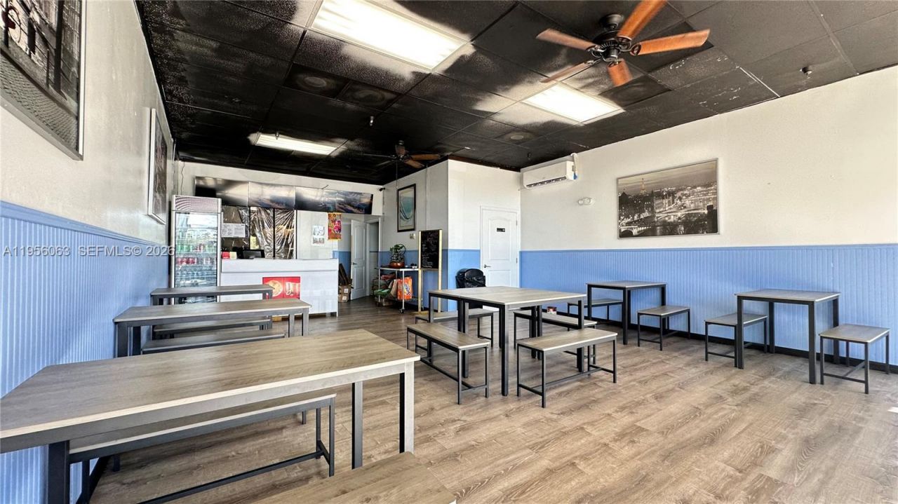 Jog Road , Lake Worth, FL 33467 Photo