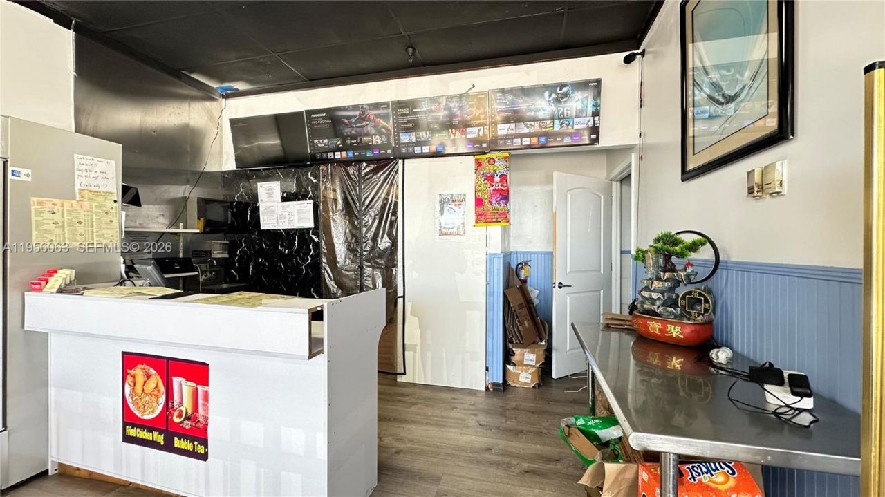 Jog Road , Lake Worth, FL 33467 Photo