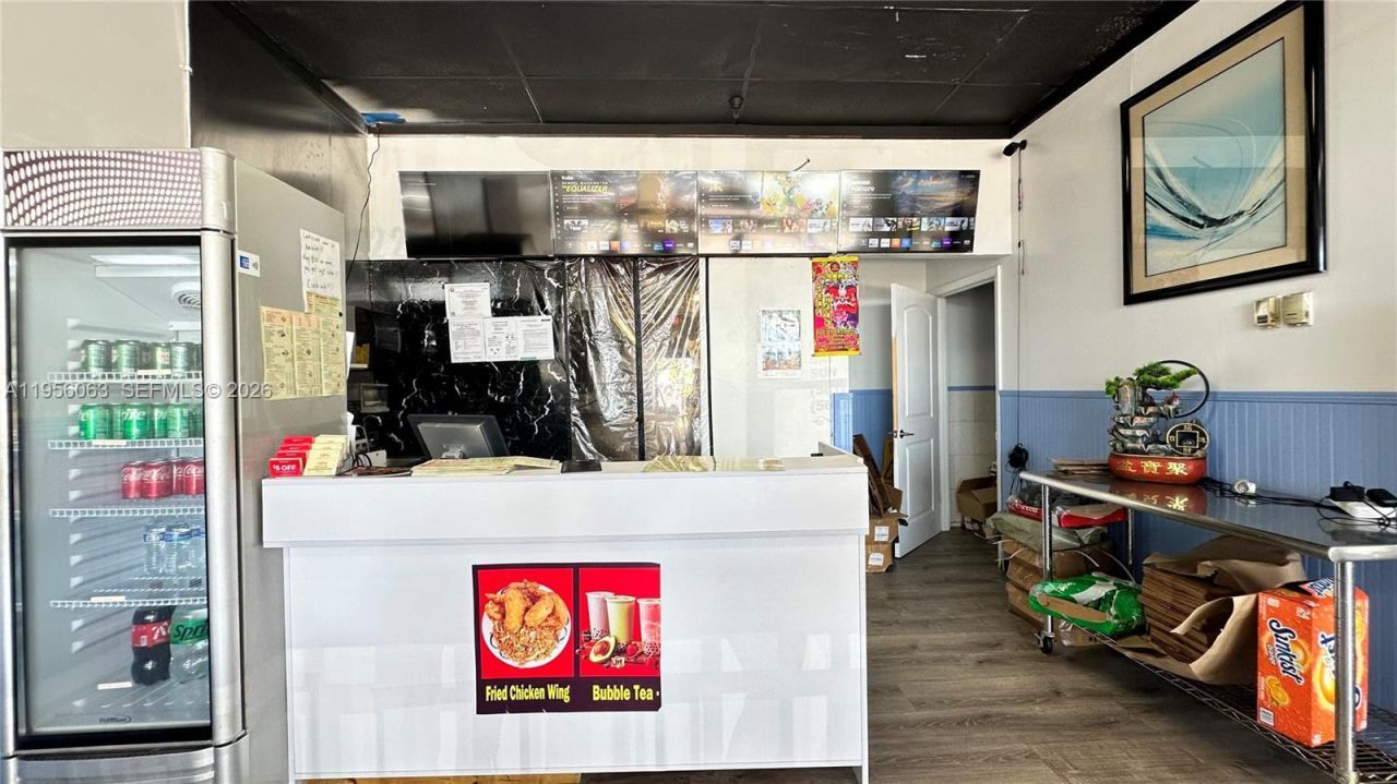 Jog Road , Lake Worth, FL 33467 Photo