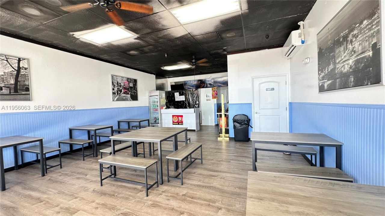 Jog Road , Lake Worth, FL 33467 Photo