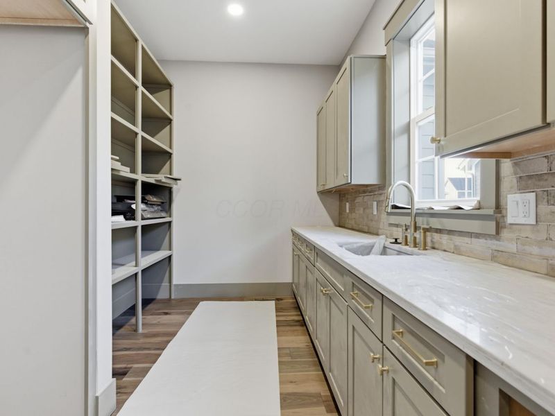 5618 Hickory Drive, Lewis Center, OH 43035 Photo 12