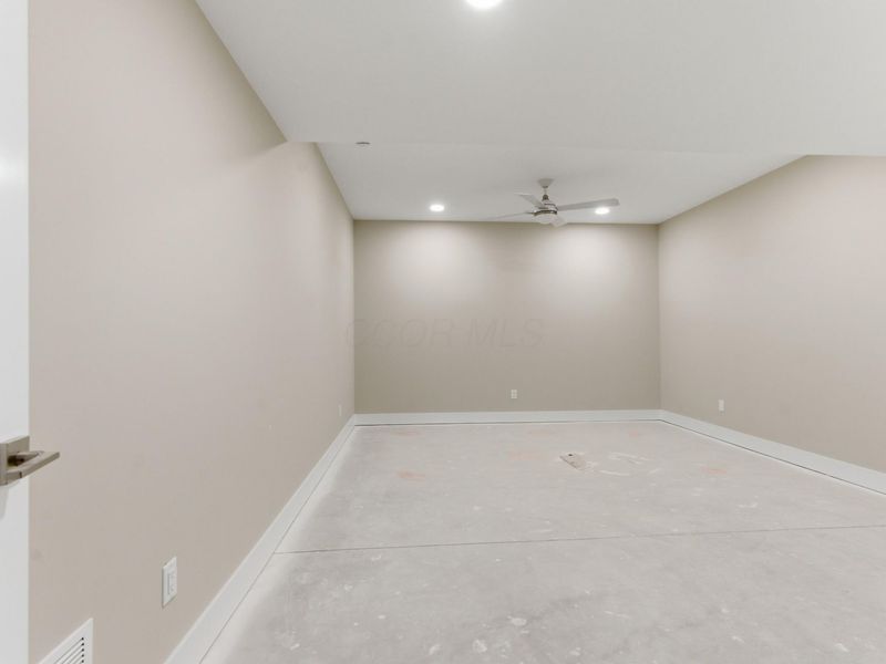 5618 Hickory Drive, Lewis Center, OH 43035 Photo 28