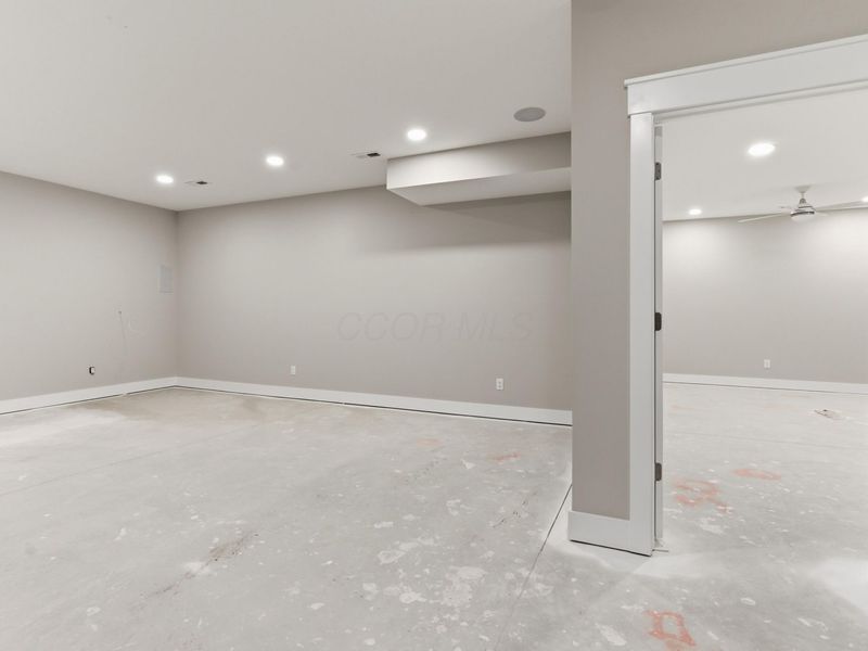 5618 Hickory Drive, Lewis Center, OH 43035 Photo 29