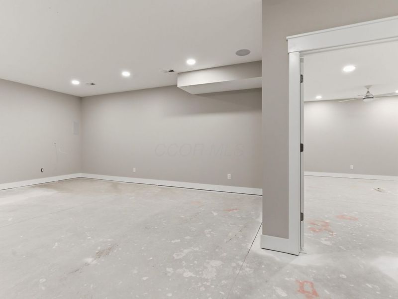 5618 Hickory Drive, Lewis Center, OH 43035 Photo 44